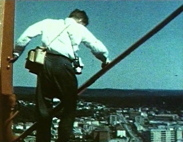 Kai R. Lehtosen ja Erkki Halmeen vuosina 1958-59 tekemä lyhytfilmi Masto Masto nähtävillä YouTubessa 