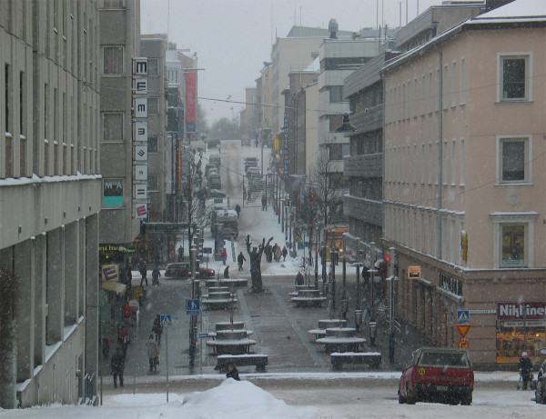 Rautatienkatu talvella 2008. (Kuva Sauli Hirvonen)